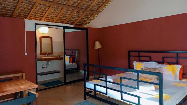 Le Jardin Des Delices Hotel Mahajanga Exterior foto